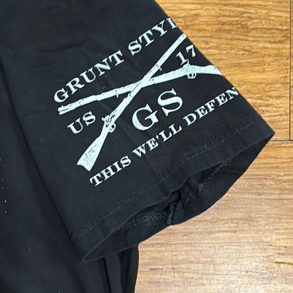 Grunt Style Black & White Patriotic Bullet Flag Tee — Size XL - Picture 5 of 7